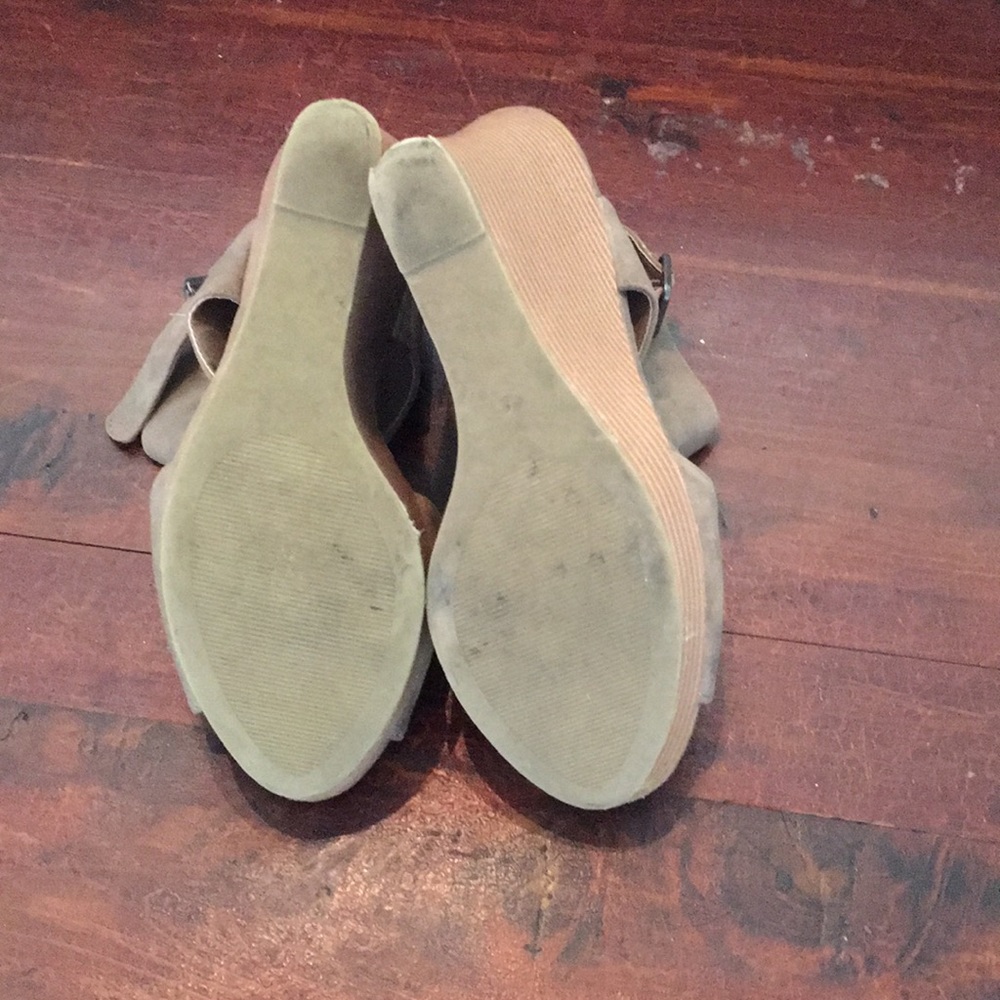 Wedges - Picture 3 of 4
